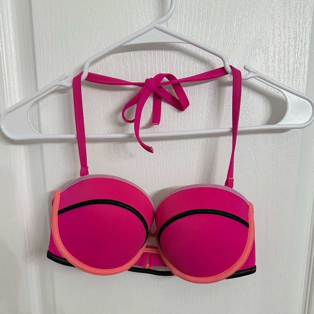 Victoria’s Secret color block pink swimsuit bikini top 32DD